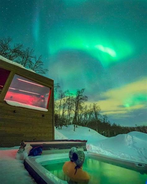 aurora borealis observatory resort